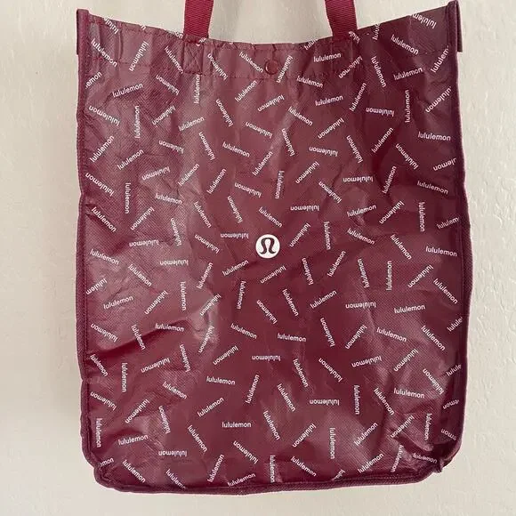 Lululemon Reusable Shopping Tote Bag Burgundy Logo Holiday Edition 2023 - Picture 1 of 2